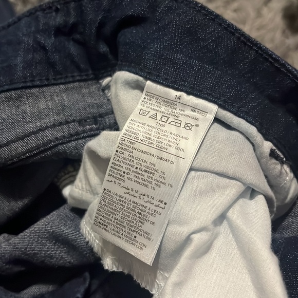 Old Navy Super Skinny Jeans - Picture 12 of 12